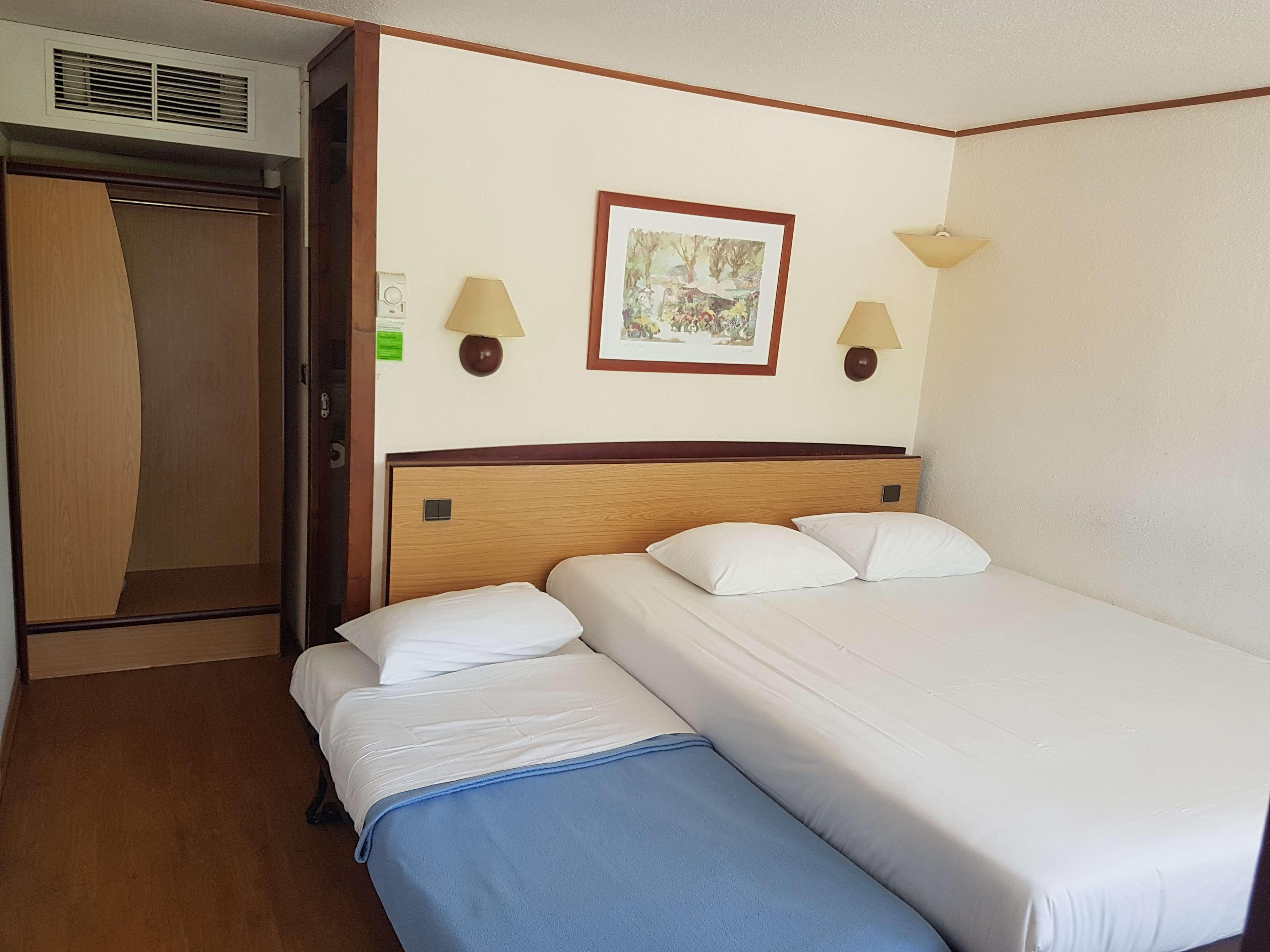 Campanile Salon-De-Provence Hotel Eksteriør billede