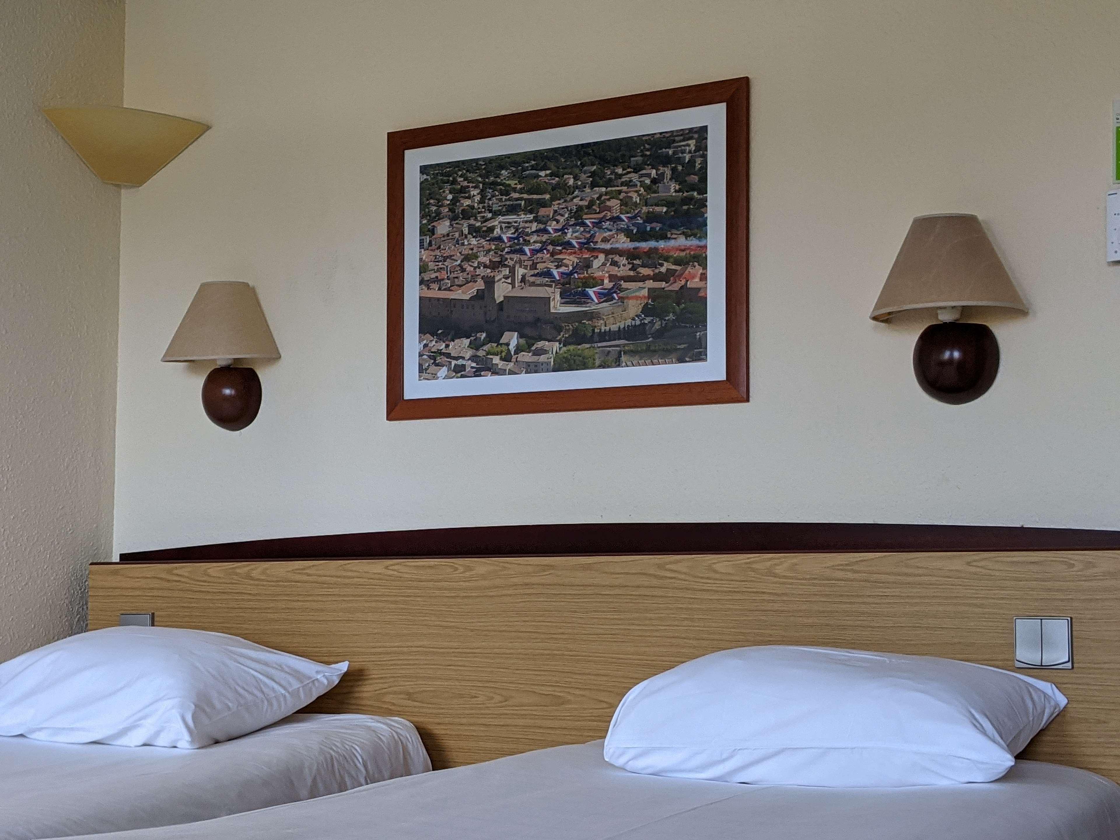 Campanile Salon-De-Provence Hotel Eksteriør billede